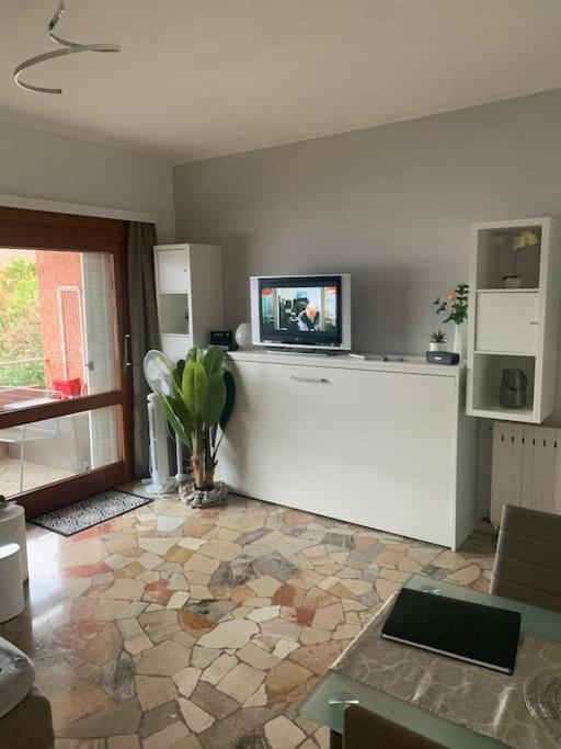 Ferienwohnung Studio Belvedere Brezzo Exteriör bild